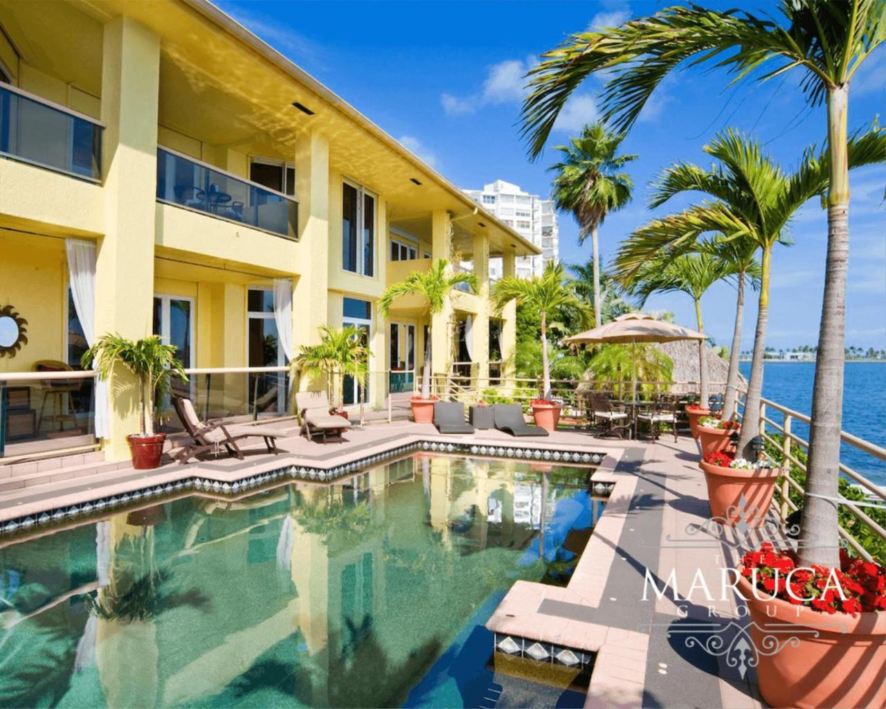 Villa Dimitri North Miami Exterior photo